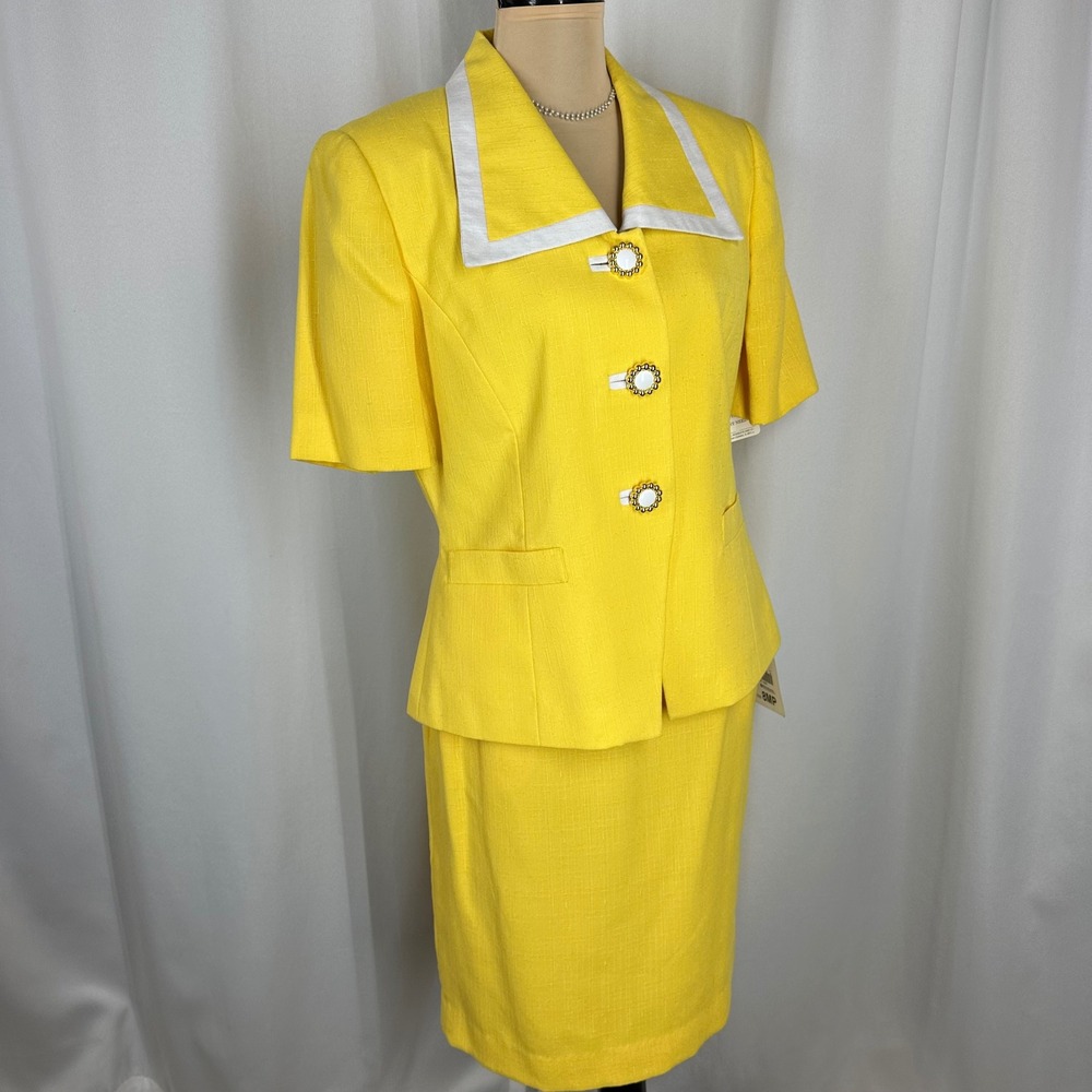 Morgan Miller Yellow Rayon Polyester 2 Pc Skirt Suit Size 8 Petite Career